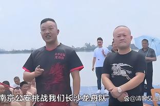 文班：贾勒特-阿伦是喜欢的那类型球员 他很高效且我很尊重他